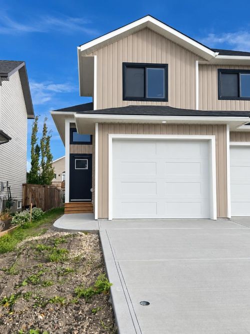 1-8870 85a Ave, Grande Prairie, AB, T8X0R5 | Card Image