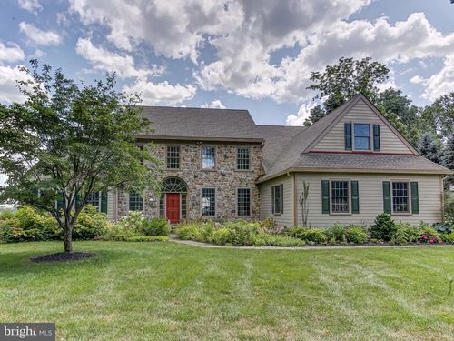 933 Copes Ln, West Chester, PA, 19380-1943 | Card Image