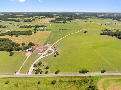 204 County Road 107, Whitesboro, TX, 76273-5074 | Card Image