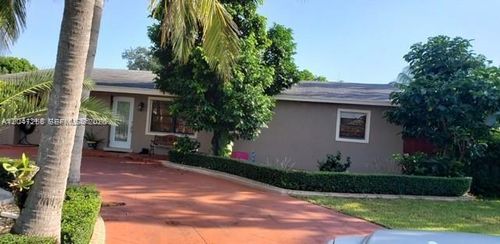 1065 Nw 15th St, Homestead, FL, 33030-3916 | Card Image