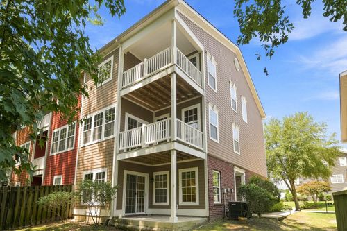 9161 Parlor Dr, Ladson, SC, 29456-5530 | Card Image