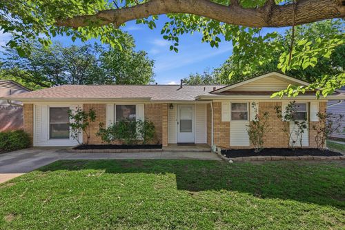 3820 Titan Trl, Denton, TX, 76209-8052 | Card Image