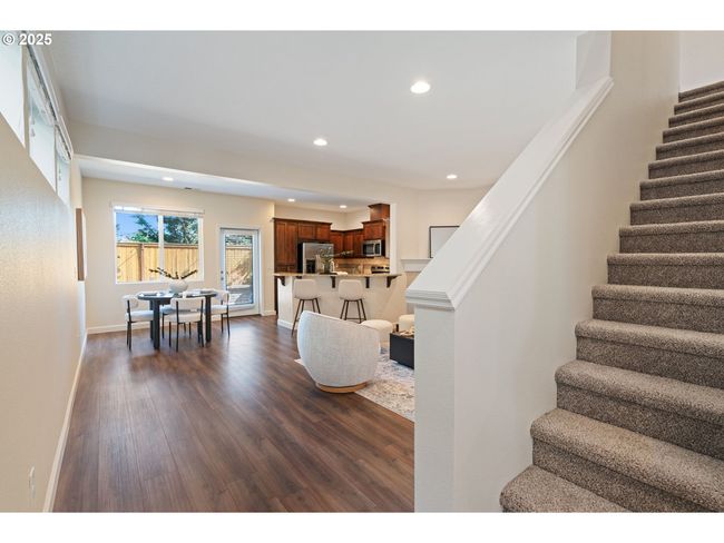 16085 Se Kingbird Dr, House attached with 3 bedrooms, 3 bathrooms and 1 parking in Clackamas OR | Image 5