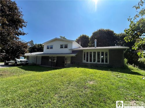 4659 W Main Rd, Fredonia, NY, 14063-9601 | Card Image