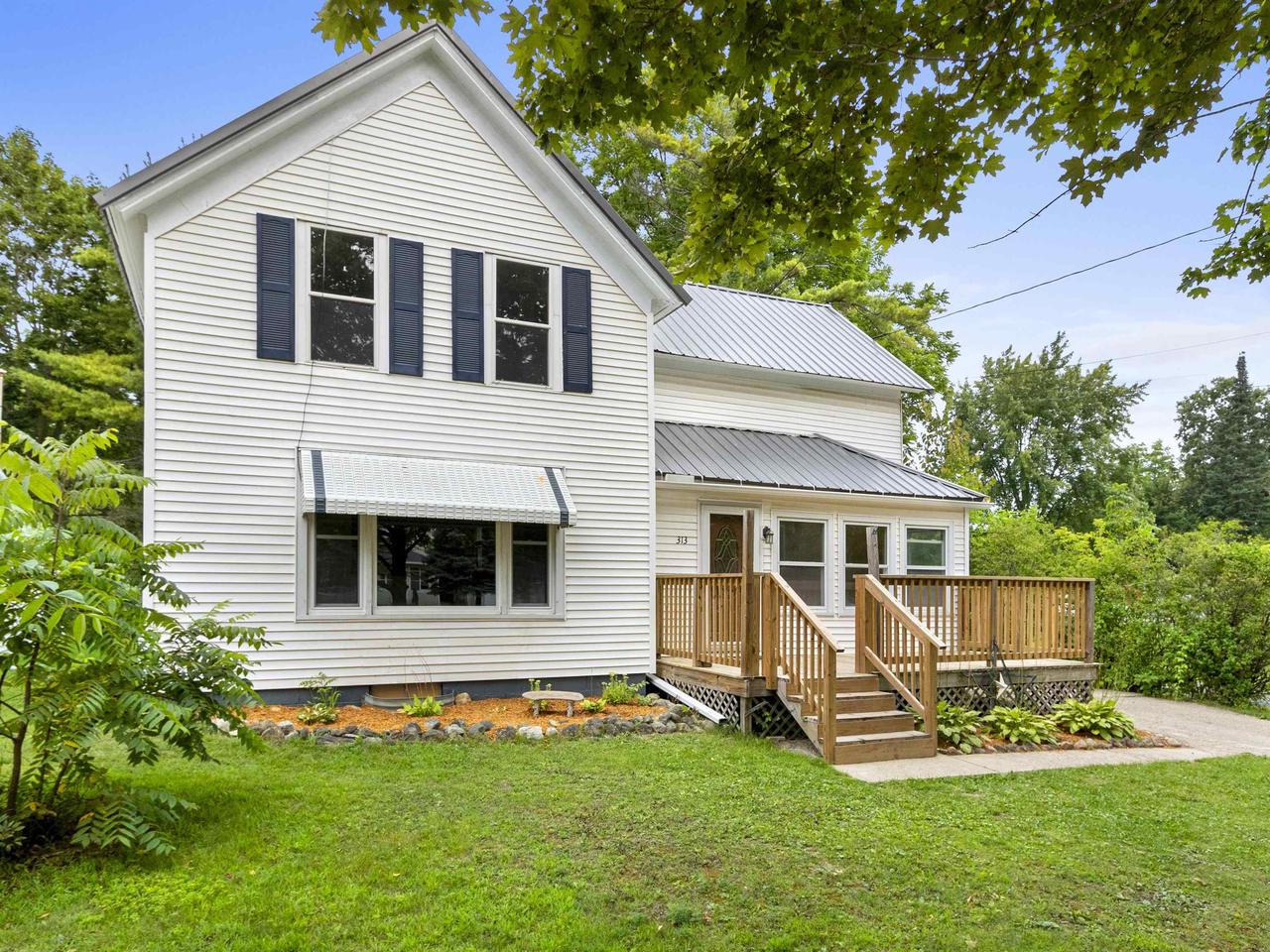 Mckenzie Ave, Gillett, WI 54124