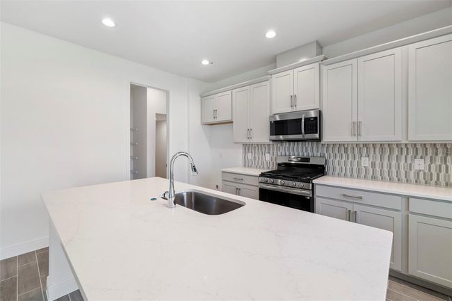 Kitchen | Image 4