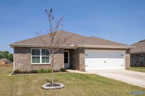 114 Domingues Ave, Meridianville, AL, 35759-3801 | Card Image