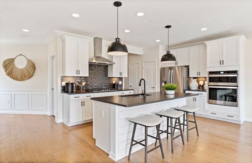 0013-21 Shrewsbury Green Dr, Shrewsbury, MA, 01545-3664 | Card Image