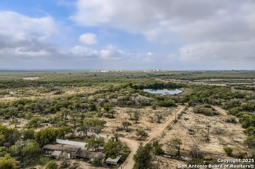 lot-8-10323 Moursund Blvd, San Antonio, TX, 78221-4202 | Card Image