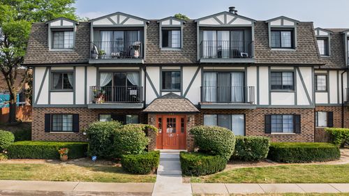 b-102 Steeple Dr, Buffalo Grove, IL, 60089-1761 | Card Image