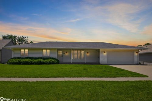 1507 S 5th Street, Marshalltown, IA, 50158 | Card Image