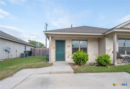 1211 Honor Ln, Temple, TX, 76501-6250 | Card Image