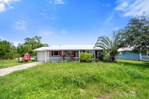 490 14th St Sw, Vero Beach, FL, 32962-6581 | Card Image