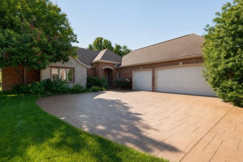 8650 Interlochen Dr, Nixa, MO, 65714-7354 | Card Image
