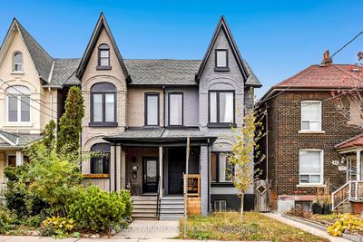 121 Mulock Ave, Home with 3 bedrooms, 4 bathrooms and 3 parking in Toronto ON | Image 1