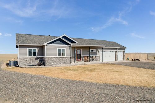 730 N Table Mountain Loop, Cheyenne, WY, 82009-7418 | Card Image