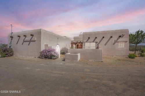 1900 Desert Ridge Rise Rd, Las Cruces, NM, 88012 | Card Image