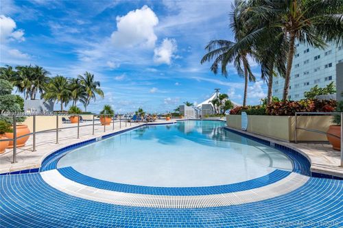 apt-217-253 Ne 2nd St, Miami, FL, 33132-2287 | Card Image