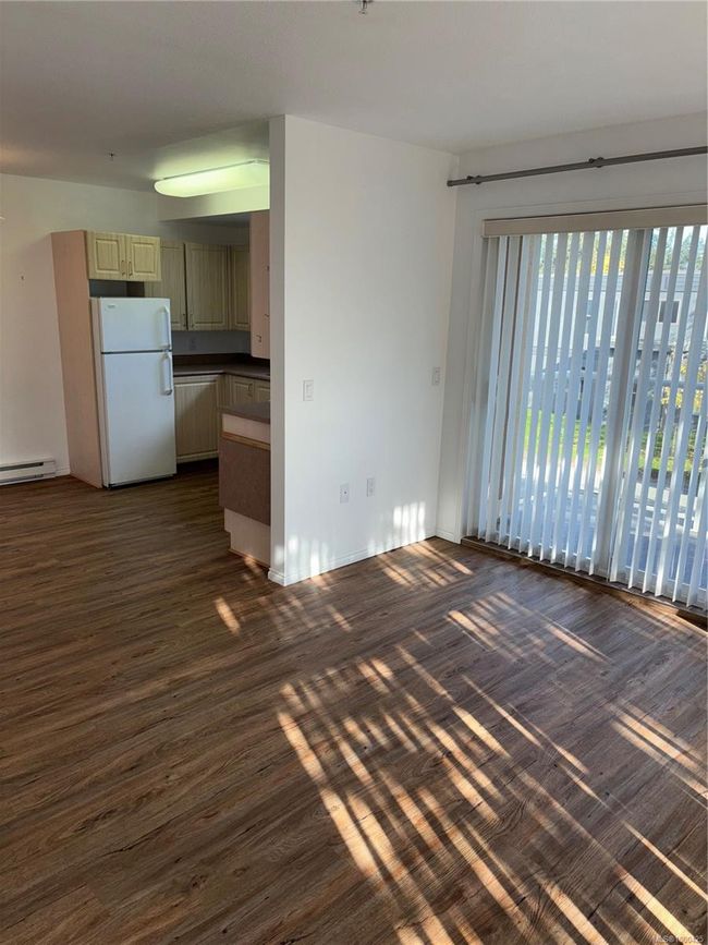 203 - 750 Memorial Ave, Condo with 2 bedrooms, 2 bathrooms and null parking in Qualicum Beach BC | Image 11