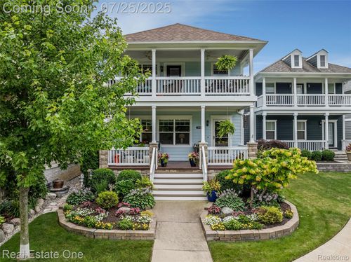 3843 Andover Ave, Auburn Hills, MI, 48326-3021 | Card Image