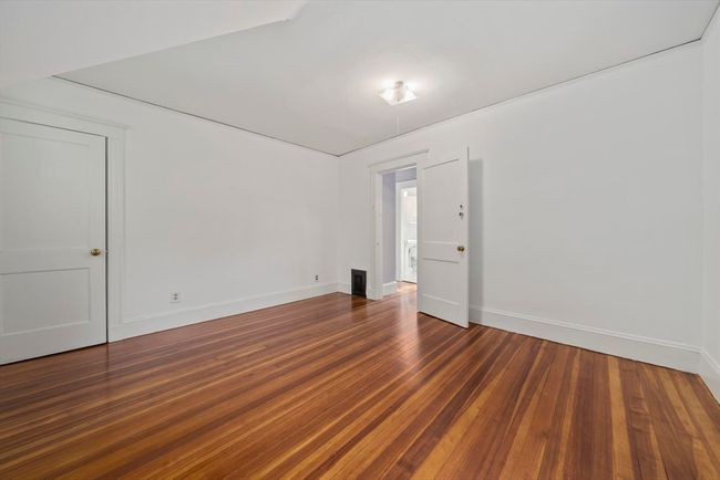 40 S Crescent Circuit, House other with 3 bedrooms, 2 bathrooms and 2 parking in Boston MA | Image 18