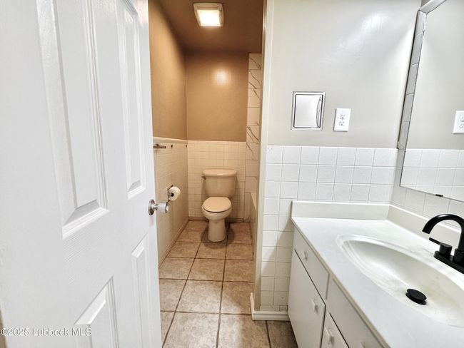 2606 W 19 Th St, House other with 4 bedrooms, 2 bathrooms and null parking in Plainview TX | Image 27