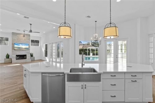 2274 Hawksridge Dr, NAPLES, FL, 34105-2509 | Card Image