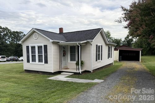 108 Fletcher St, Morganton, NC, 28655-4708 | Card Image