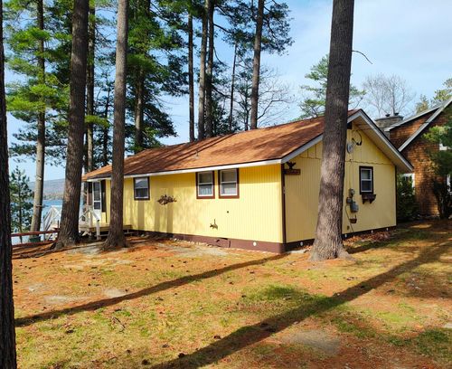 19 Arrowhead Point Rd, Bristol, NH, 03222-3600 | Card Image