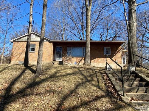 371 Adrian Dr, Saint Louis, MO, 63137-3202 | Card Image