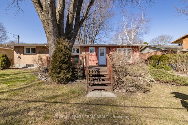 24 Ellery Cres, House other with 3 bedrooms, 2 bathrooms and 4 parking in Nepean ON | Image 42