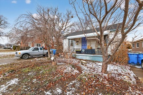 6027 Peck Ave, Warren, MI, 48092-3846 | Card Image