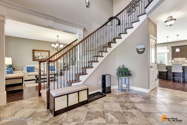 Entryway | Image 4