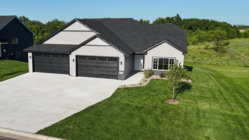 7773 Gunner Dr, Clear Lake, MN, 55319 | Card Image