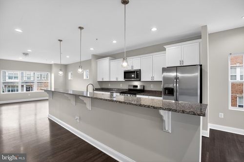 11387 Tolkien Ave, WHITE PLAINS, MD, 20695-4180 | Card Image