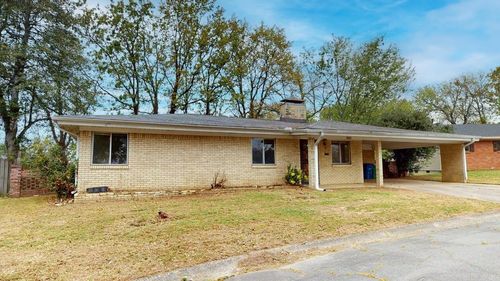 5431 Chauvin Dr, North Little Rock, AR, 72118-3001 | Card Image