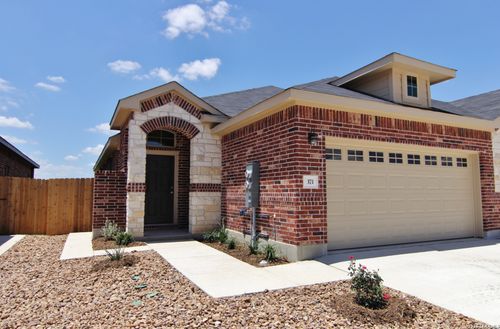 371 Creekside Curv, New Braunfels, TX, 78130-6509 | Card Image