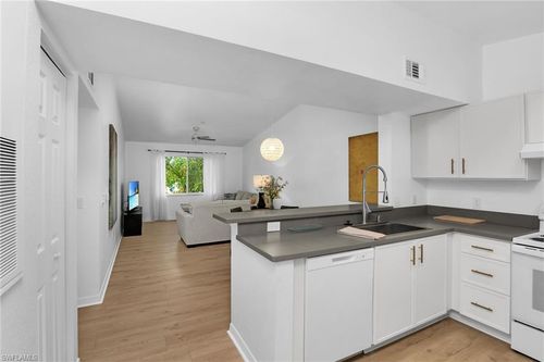 apt-232-8224 Key Royal Cir, NAPLES, FL, 34119-6797 | Card Image
