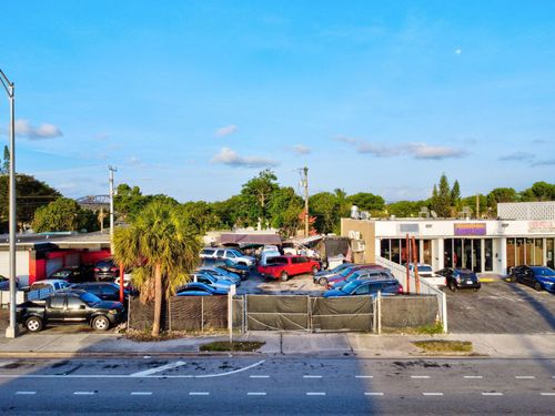 14555 Nw 7th Ave, Miami, FL, 33168-3027 | Card Image