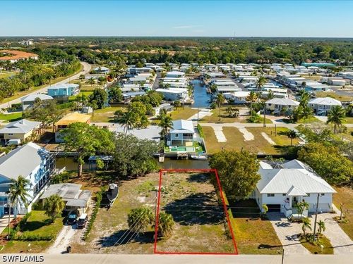 24526 Redfish St, BONITA SPRINGS, FL, 34134-7135 | Card Image