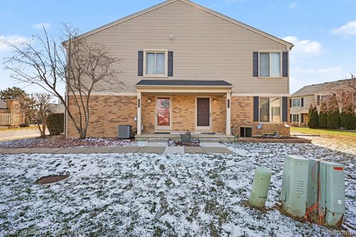 44643 Connecticut Ct, Clinton Twp, MI, 48038-1077 | Card Image