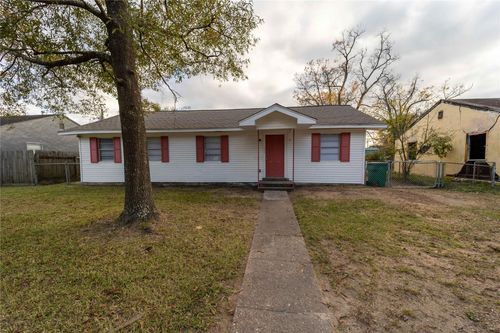 507 W Decatur Ave, Orange, TX, 77630-3520 | Card Image