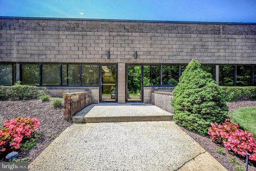 1-490 Route 33, MILLSTONE TOWNSHIP, NJ, 08535 | Card Image