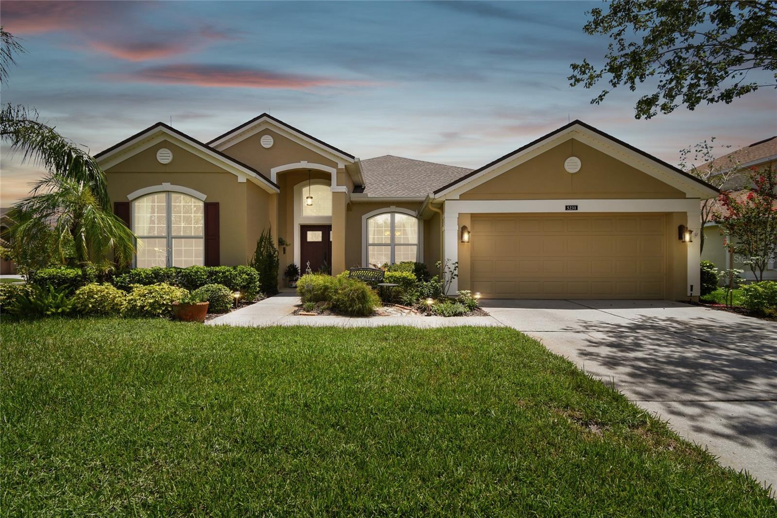 Smokey Water Ln, Oviedo, FL 32765