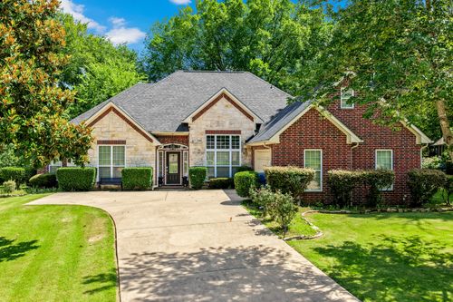 910 Holly Hill Ln, Mount Pleasant, TX, 75455-5865 | Card Image