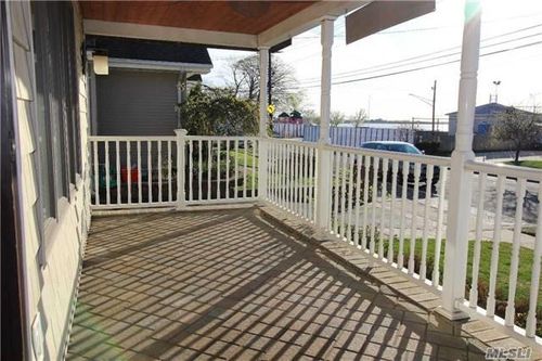 33 Waterford Rd, Island Park, NY, 11558-1030 | Card Image