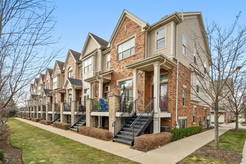 35-1509 Lakeridge Ct, Mundelein, IL, 60060-4143 | Card Image