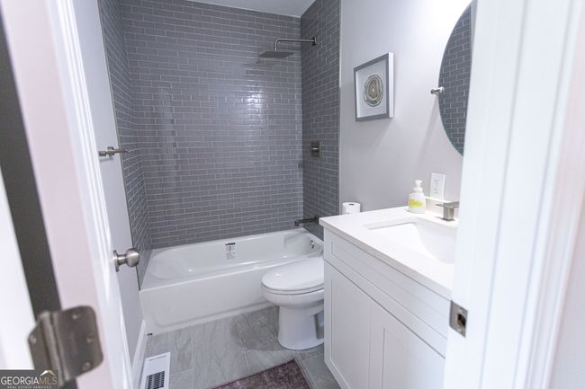 1073 We King Rd, House other with 3 bedrooms, 3 bathrooms and 3 parking in Commerce GA | Image 40