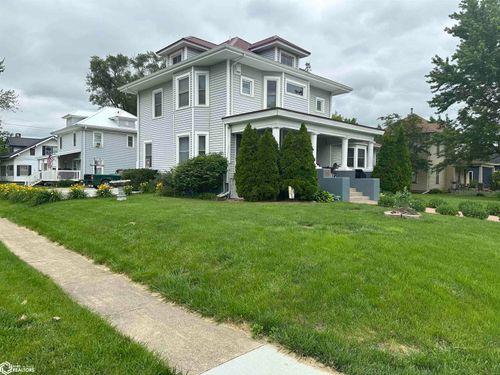 703 N 8th St, Chariton, IA, 50049-1333 | Card Image