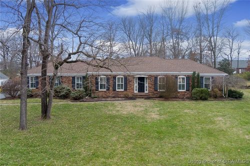 740 S Forrest Dr, Sellersburg, IN, 47172-1717 | Card Image